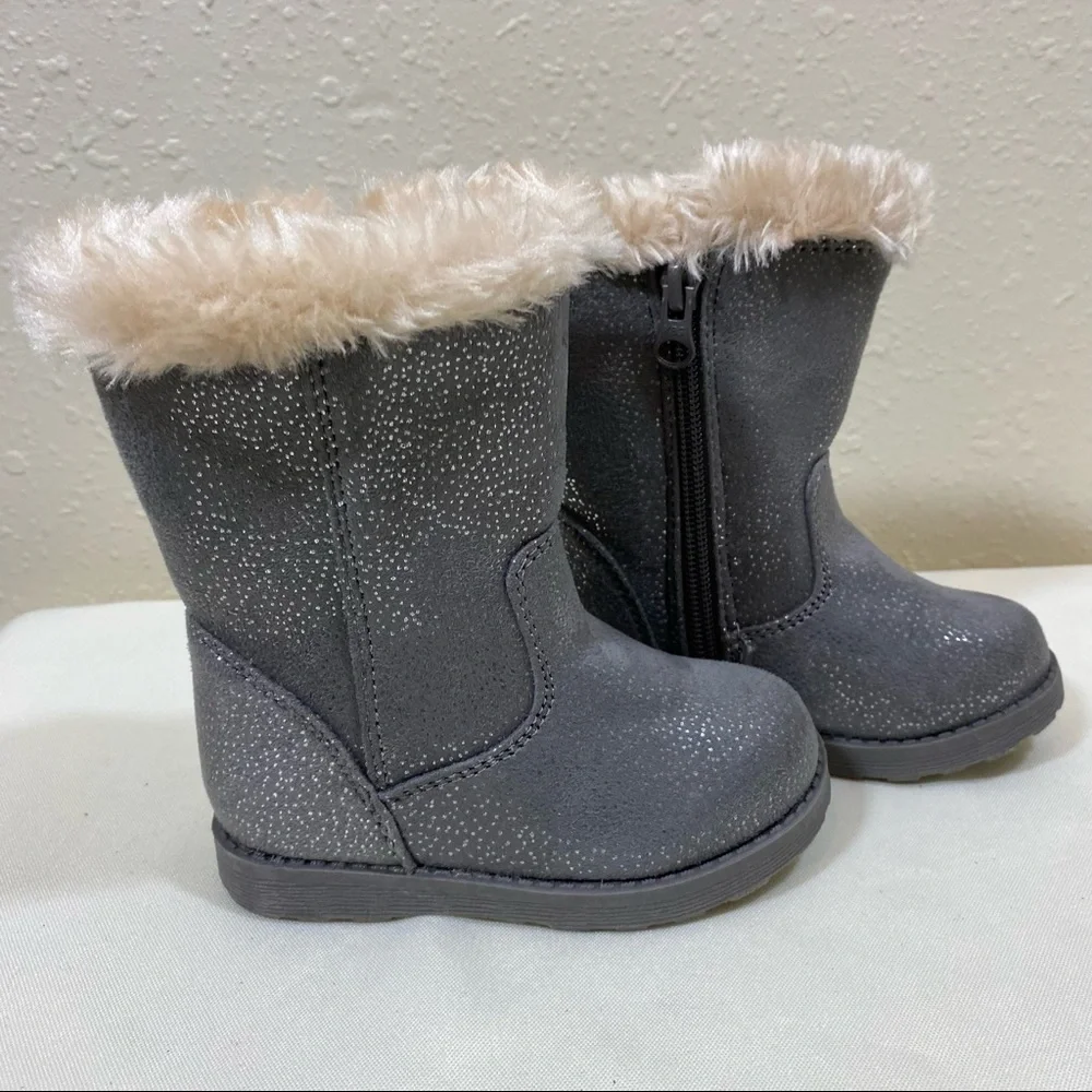 Cat and Jack girls Boots size 9 gray glittery boots  faux suede, NWOT Wi…